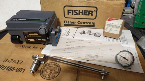 Fisher 3660 Pneumatic Valve Positioner 3-15PSI Controller Transmitter Transducer - Image 2
