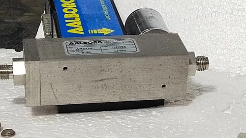 Aalborg DFCS-010076 DFC36 Mass Flow Controller 30L/Min RS485 0-5VDC 1/4 Inch - Image 12