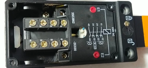 Siemens 3SE2 862 Safety Position Switch 110V Lock Actuator Matel Body Transducer - Image 17