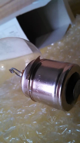 Fuji Quartz Bulb OP2402 10V 70W Projector Lighting Transmitter Transducer Japan - Image 3