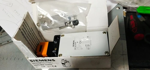 Siemens 3SE2 862 Safety Position Switch 110V Lock Actuator Matel Body Transducer - Image 21