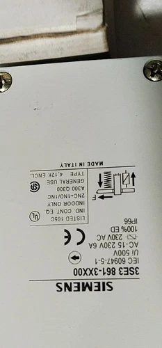 Siemens 3SE3 861 Safety Position Switch 230V Lock Actuator Metal Body Transducer - Image 4