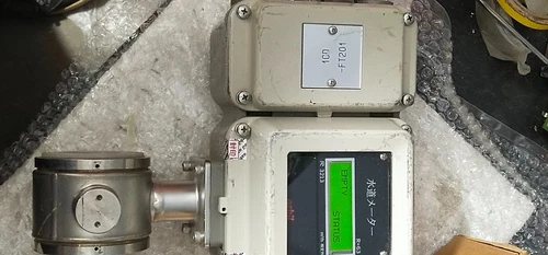 Azbil MagneW MGT20D 40mm 85-240VAC Magnetic Flowmeter Transmitter Transducer - Image 4