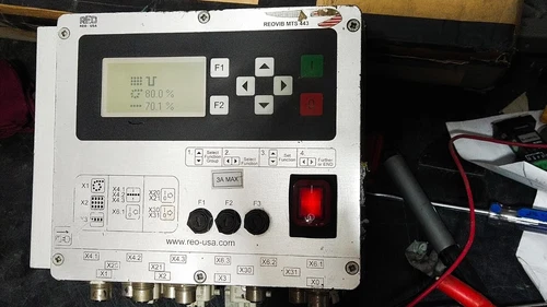 Reo Reovib MTS 433 Vibratory Feeder 3 Channel Thyristor Controller SL Transducer - Image 4