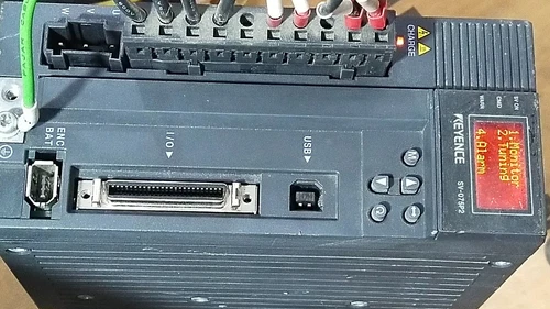 Keyence SV-075P2 Servo Drive 750W 230VAC PLC Controller Transmitter Transducer - Image 4