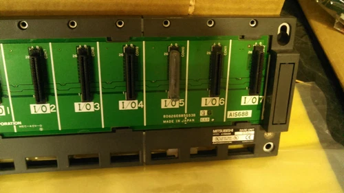 Mitsubishi Melsec A1S68B Rack Extension Base Unit PLC Transmitter Transducer - Image 4