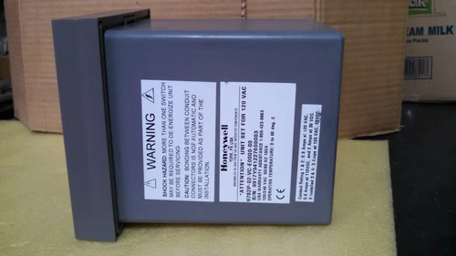 Honeywell 9782P-02-VC Ph Transmitter Controller Transducer Meter - Image 4