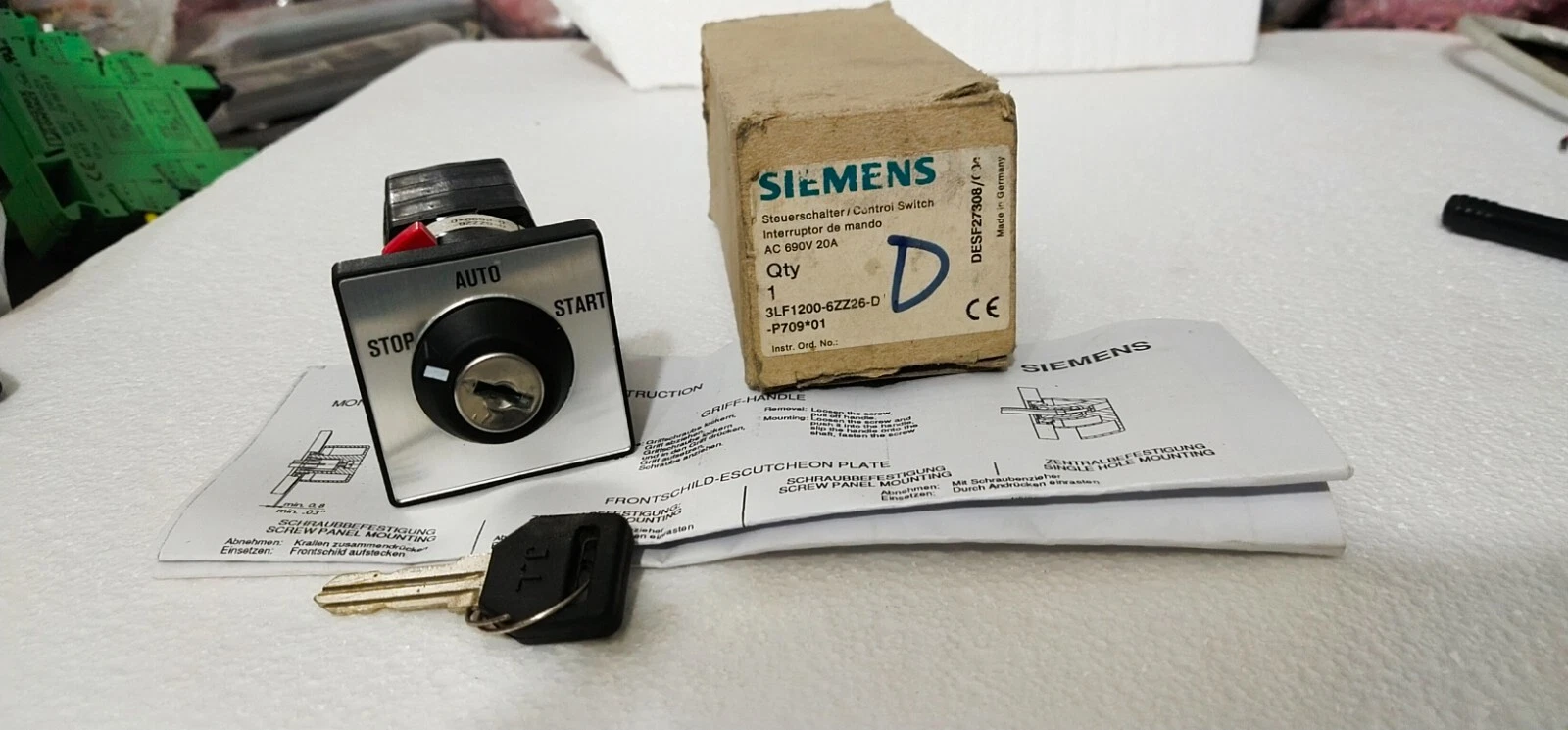 Siemens 3LF1200 Control Switch 690V 20A PLC DCS Transmitter Controller Meter - Image 4