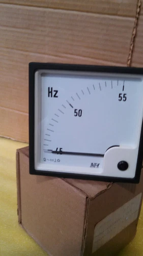 MH ZQ 96 Analog Frequency Meter 96x96mm 45- 55Hz Control Transducer Transmitter - Image 4