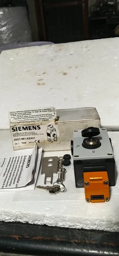 Siemens 3SE3 861 Safety Position Switch 230V Lock Actuator Metal Body Transducer - Image 5