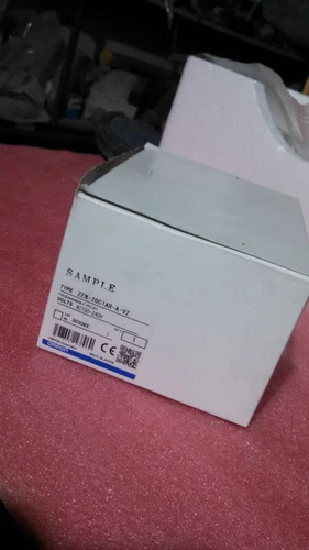 Omron ZEN-20C1AR Programable Relay Controller CPU PLC DCS Transducer Transmitter - Image 5
