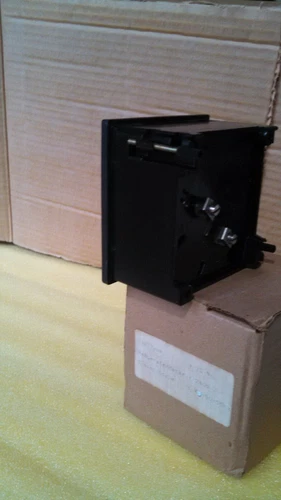 MH ZQ 96 Analog Frequency Meter 96x96mm 45- 55Hz Control Transducer Transmitter - Image 5