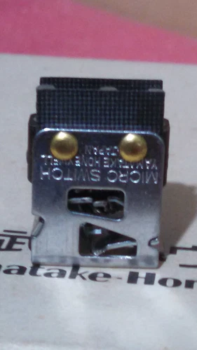 Yamatake Honeywell Micro Switch 2D100-J PTCE PTCD 2MN1 2MN11-JS 2MN8 Transducer - Image 5