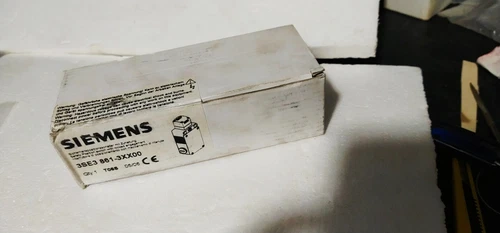 Siemens 3SE3 861 Safety Position Switch 230V Lock Actuator Metal Body Transducer - Image 6