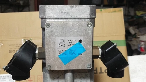 CKD HK1E-80J Kromschroder AVK P9F/B Gas Shut Off 100VAC 3Inch Valve Controller - Image 6