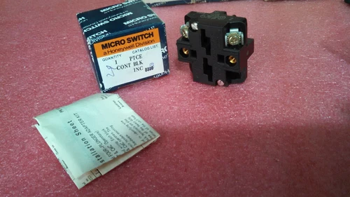 Yamatake Honeywell Micro Switch 2D100-J PTCE PTCD 2MN1 2MN11-JS 2MN8 Transducer - Image 7