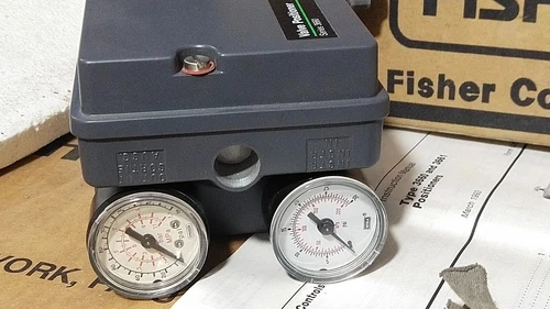 Fisher 3660 Pneumatic Valve Positioner 3-15PSI Controller Transmitter Transducer - Image 8