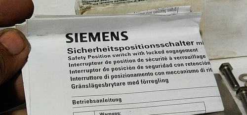 Siemens 3SE3 861 Safety Position Switch 230V Lock Actuator Metal Body Transducer - Image 8