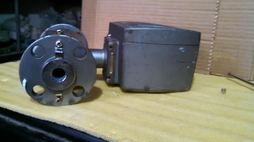 Toshiba LF620 Electromagnetic Liquids Flowmeter Converter Transmitter Control - Image 9