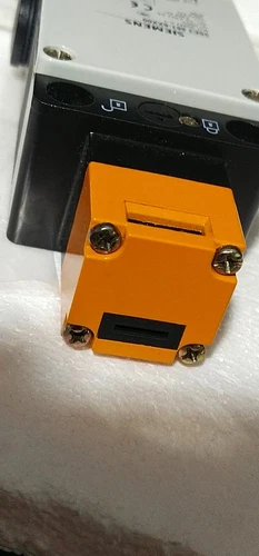 Siemens 3SE3 861 Safety Position Switch 230V Lock Actuator Matel Body Transducer - Image 10