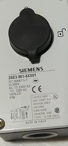 Siemens 3SE3 861 Safety Position Switch 230V Lock Actuator Metal Body Transducer - Image 10