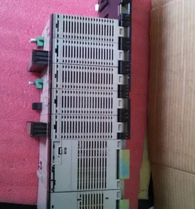 Omron CS1H-CPU63-EV1 CS1W-CLK21 DRM21 ID211 C200HW-PA204 PLC DCS Controller ON