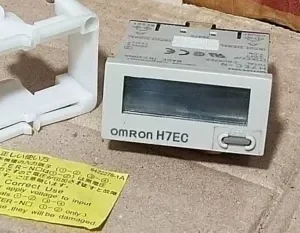 Omron H7EC-N Miniature Total Counter 8 Digt Self Power Transducer Transmitter