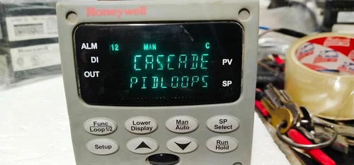2 AVHoneywell DC3500-C Cascade 2Loop Digital Controller Meter Transmitter Transducer