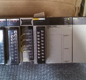 OMRON SYSMAC C200HE Programable Controller PLC Transmitter Transducer Meter