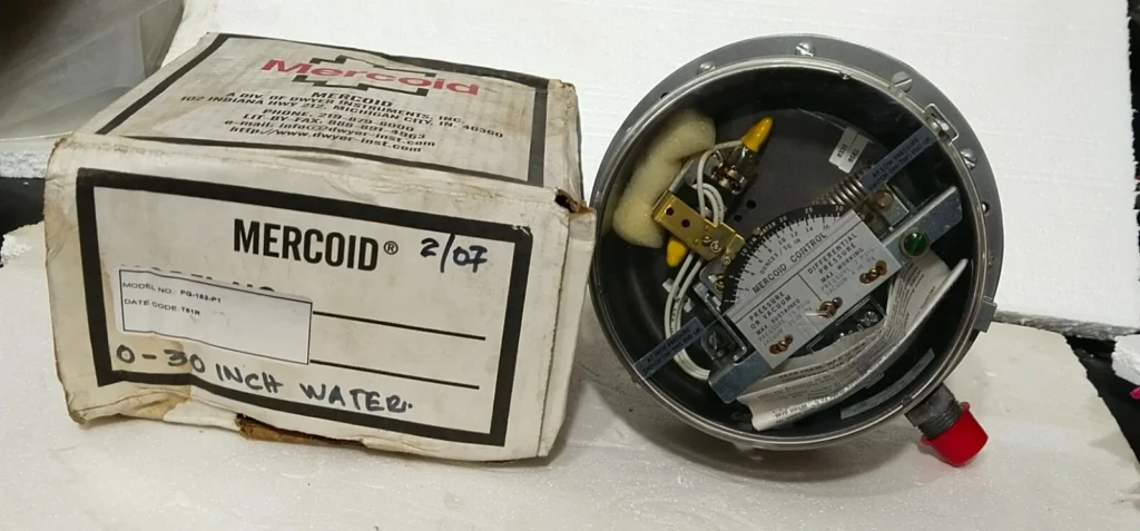 Mercoid PG-153-P1 Gas Pressure Mercury Switch 1-30 inch water Meter Controller