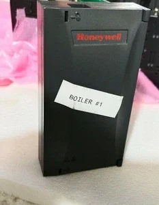 Honeywell HC900 Controller 51450991-001 Power Supply PLC DCS Transmitter