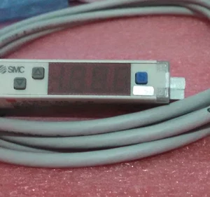 SMC Vacuum Pressure Switch ZSE10 / IS1000 Transducer Transmitter Meter Japan