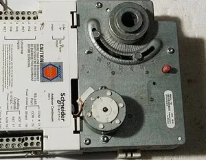 Schneider Andover Continuum b3 866 V controller Actuator Transmitter Transducer