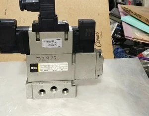 SMC VFS3610-1DZ 5Port Pilot Solenoid Valves 110VAC Check Spacer VVFS3000-22A