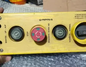 Schindler Giovenzana ID NR 207 304 Crane Control Panel Transmitter Transducer