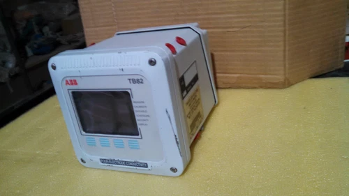 ABB TB82 4-20mA Loop Power Conductivity Transmitter Converter Controller Meter