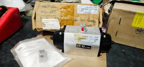 XOMOX XD006S08A-F05 Pneumatic Valve Rotary Actuator Transducer Transmitter