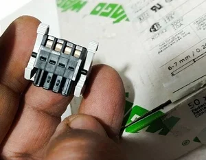 Wago 713-1104/037- Female Cage Terminal Block 8Pole 10A 300V 1.5 mm² Transmitter
