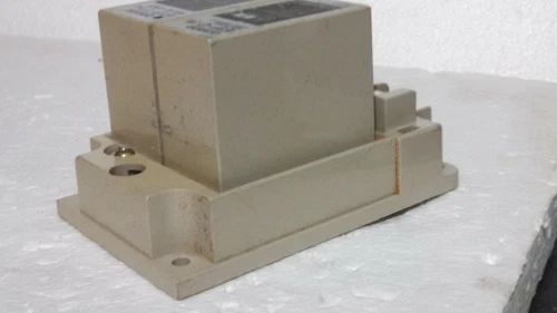 Omron Level Switch 61F-G2 Floatless Controller Transducer Transmitter Meter - Image 10