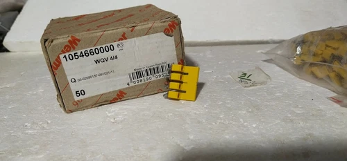 Weidmüller 1054660000 WQV 4/4 Jumper Terminal Block 4Position Screw In Transduce - Image 2