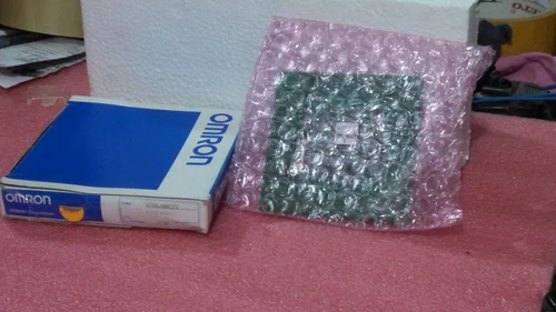 Omron V700-HMC71 ID Read Write Module PLC DCS Transducer Transmitter Meter - Image 2