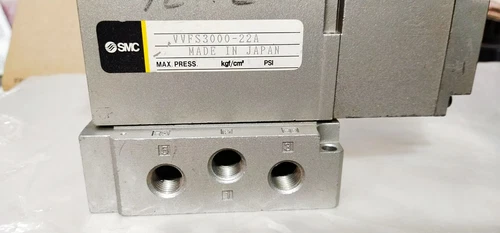 SMC VFS3610-1DZ 5Port Pilot Solenoid Valves 110VAC Check Spacer VVFS3000-22A - Image 2