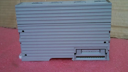 Azbil Yamatake RY5004A0000 4 Volt mA I/O Module Controller PLC DCS Transducer - Image 4