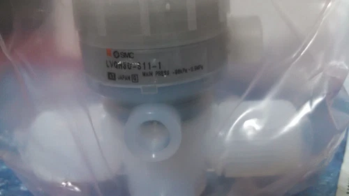 SMC LVQH30-S11-1 Chemical Valve 2 Port W / Loto Transducer Transmitter Meter - Image 5