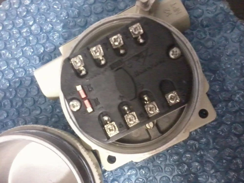 Honeywell Temperature Transmitter FSC STT350 TE RTD mV Ohm 4-20mA Field Mount - Image 5