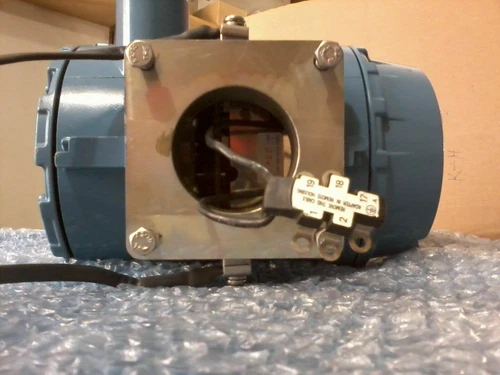 Rosemount Electro Magnetic 8742C Flow Meter Transmitter Foundation Fieldbus - Image 6
