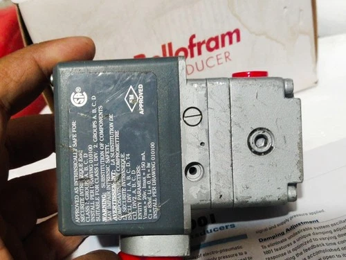 Bellofram T-1001 I/P Converter 0-10VDC 3-27psi Controller Transducer Transmitter - Image 7