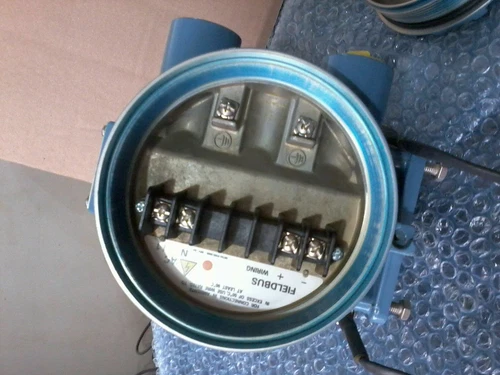 Rosemount Electro Magnetic 8742C Flow Meter Transmitter Foundation Fieldbus - Image 7