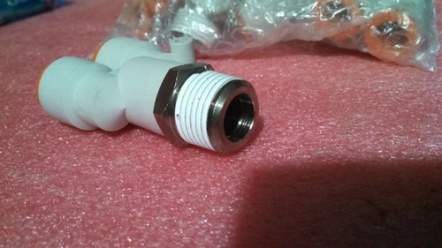 SMC KQ2U11-37S KQ2U13 Y Tube-to-Tube Adapter 1/2 3/8 InTransducer Transmitter - Image 6