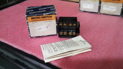 Micro Switch Honeywell 4AV11A-T1 3PA2 LSZ3M 41FR2 FE-MF35 LSZ3L Transducer - Image 6
